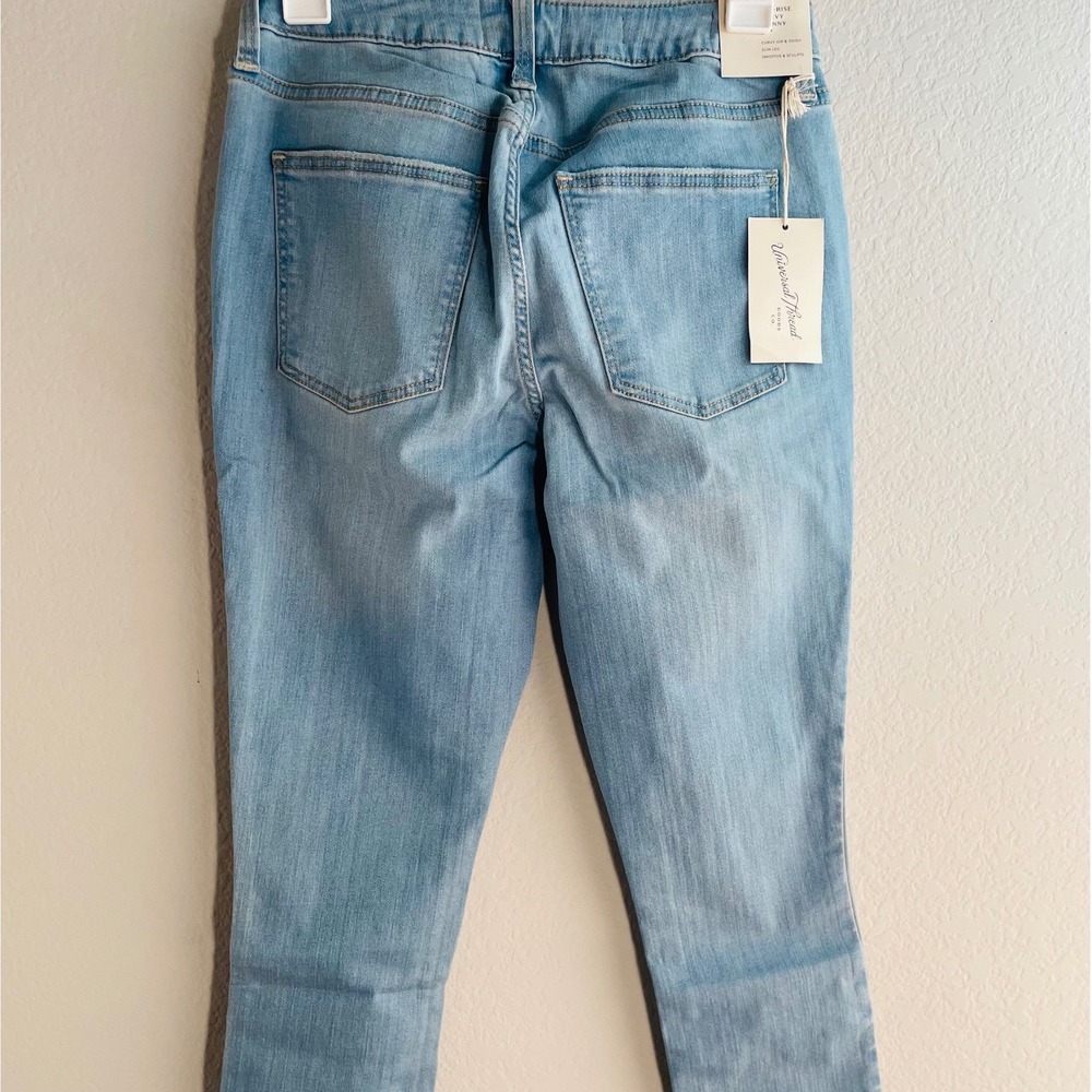 Universal Thread Womens Mid Rise Curvy Skinny Jeans Light Wash Size 4/27R NEW - Picture 4 of 10
